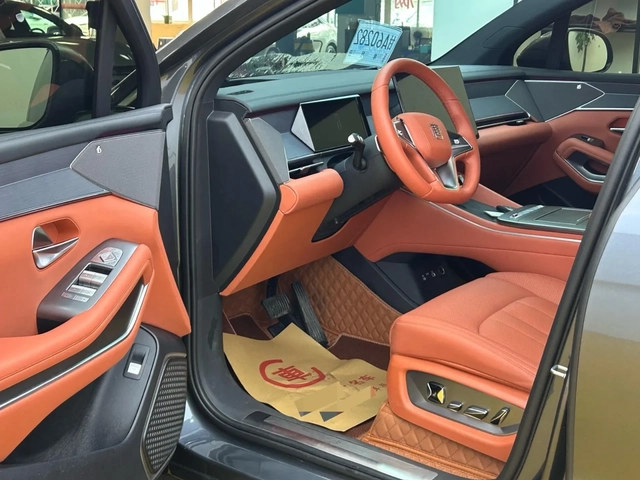 BYD Tang Tang L АWD - автомобили, коли, обяви за нови и употребявани 3
