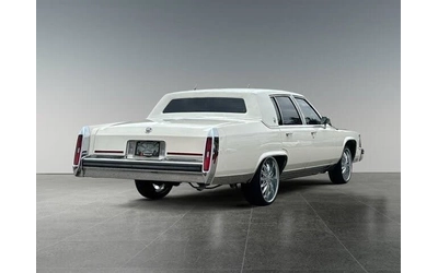 cadillac-brougham - 4