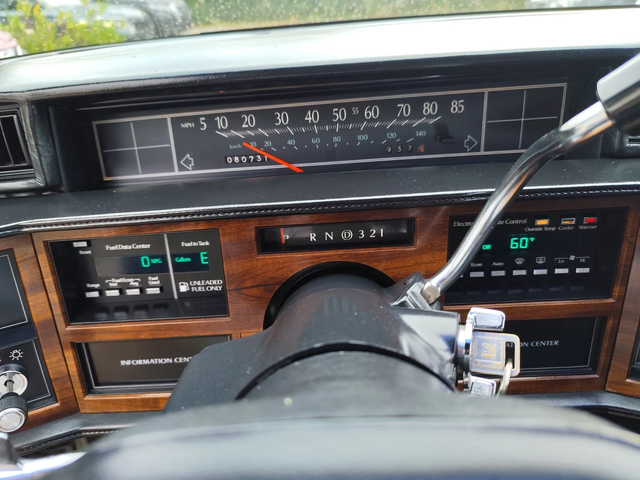 Cadillac Deville 4.5 132 к.с - автомобили, коли, обяви за нови и употребявани 10