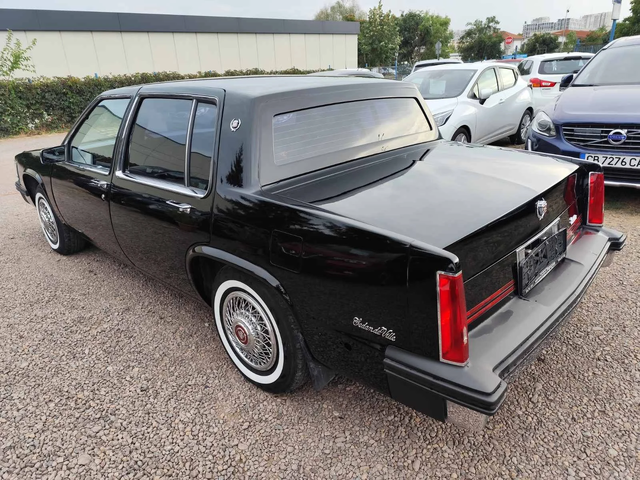 Cadillac Deville 4.5 132 к.с - автомобили, коли, обяви за нови и употребявани 3