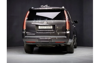 cadillac-escalade - 3