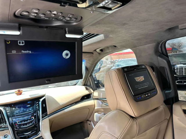 Cadillac Escalade * Platinum * 360 * 2 КЛЮЧА * ТЕЛЕВИЗОРИ - автомобили, коли, обяви за нови и употребявани 10