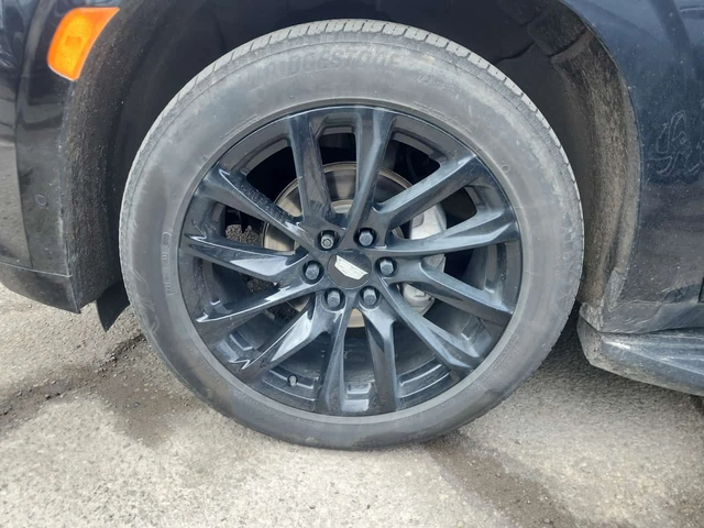 Cadillac Escalade SPORT| 2 КЛЮЧА| 1 СОБСТВЕНИК| БЕЗ УДАРИ| CARFAX - автомобили, коли, обяви за нови и употребявани 5
