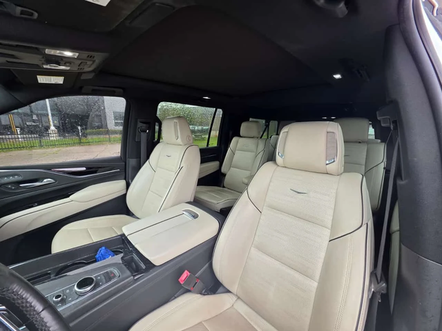 Cadillac Escalade * Sport * 2 КЛЮЧА* ПОДГРЕВ* KEYLESS* PANO* - автомобили, коли, обяви за нови и употребявани 14