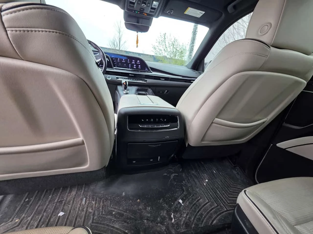 Cadillac Escalade * Sport * 2 КЛЮЧА* ПОДГРЕВ* KEYLESS* PANO* - автомобили, коли, обяви за нови и употребявани 15