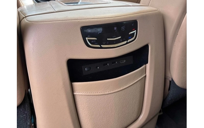 Cadillac Escalade Platinum* CARFAX* АВТО КРЕДИТ* - автомобили, коли, обяви за нови и употребявани 9