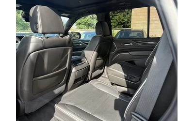 Cadillac Escalade Sport 4x4 checks every box - 6 - автомобили, коли, обяви за нови и употребявани 11