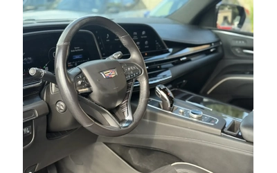 Cadillac Escalade Sport 4x4 checks every box - 6 - автомобили, коли, обяви за нови и употребявани 7