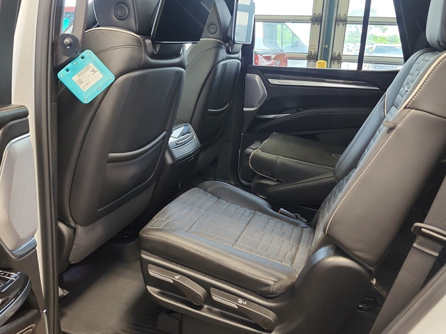 Cadillac Escalade 6.2L 8cyl AWD - автомобили, коли, обяви за нови и употребявани 10
