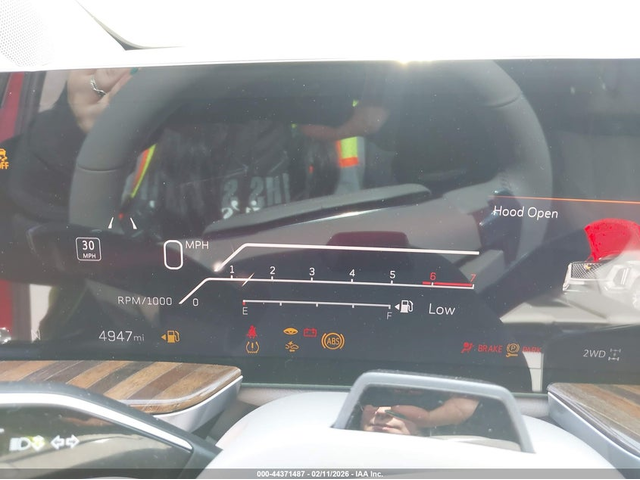 Cadillac Escalade 6.2L V-8 DI, VVT, 420HP 4X4 Drive - автомобили, коли, обяви за нови и употребявани 6