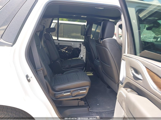 Cadillac Escalade 6.2L V-8 DI, VVT, 420HP 4X4 Drive - автомобили, коли, обяви за нови и употребявани 7