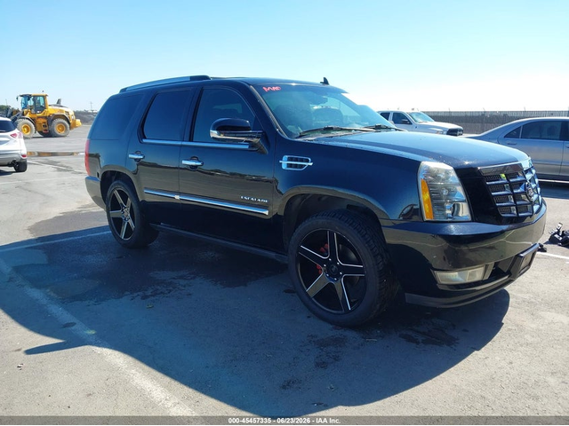 Cadillac Escalade 6.2L V-8 VVT, 403HP 4X2 Drive - автомобили, коли, обяви за нови и употребявани 0
