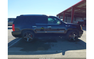 Cadillac Escalade 6.2L V-8 VVT, 403HP 4X2 Drive - автомобили, коли, обяви за нови и употребявани 13