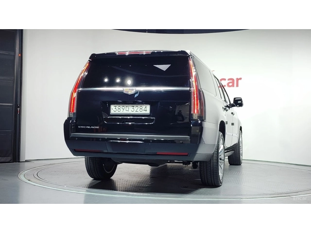 Cadillac Escalade 6.2 ESV* HUD* 360* МАСАЖИ* МОНИТОРИ - автомобили, коли, обяви за нови и употребявани 3