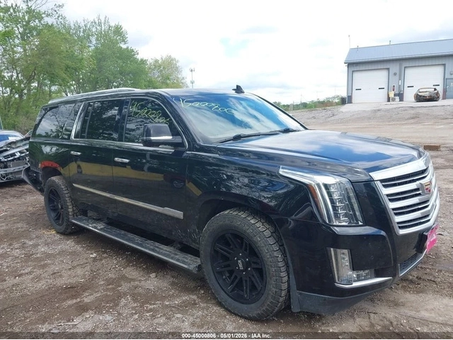 Cadillac Escalade * ESV* PLATINUM* ПАНО* KEYLESS* Camera* ПОДГРЕВ* - автомобили, коли, обяви за нови и употребявани 0