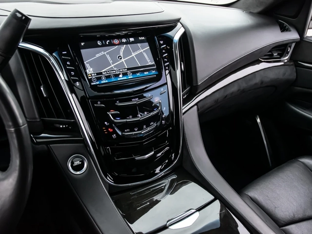 Cadillac Escalade Platinum / HUD / ACC / Massage / Rear Entertainmen - автомобили, коли, обяви за нови и употребявани 14