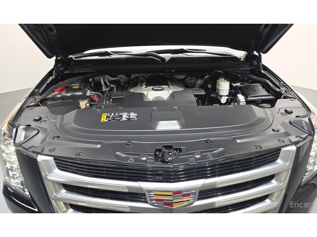 Cadillac Escalade 77ХИЛ КМ* 4 МЕСТА* ОБДУХ.* TV* - автомобили, коли, обяви за нови и употребявани 4