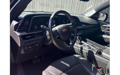cadillac-escalade-esv-6-2l-8cyl-4wd - 4