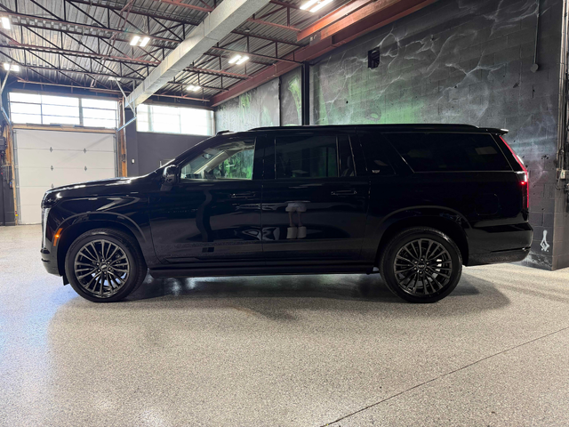 Cadillac ESCALADE ESV 6.2L 8cyl 4WD - автомобили, коли, обяви за нови и употребявани 1