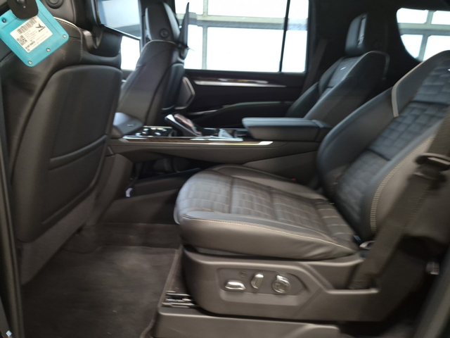 Cadillac ESCALADE ESV 6.2L 8cyl 4WD - автомобили, коли, обяви за нови и употребявани 11