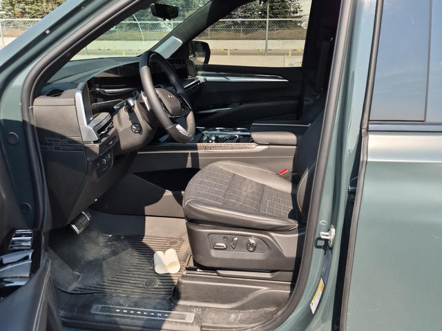 Cadillac ESCALADE ESV 6.2L 8cyl AWD - автомобили, коли, обяви за нови и употребявани 4
