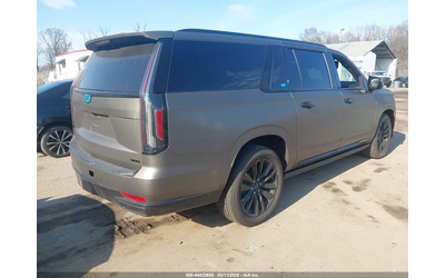 cadillac-escalade-esv-6-2l-v-8-di-vvt-420hp-4x2-drive - 3
