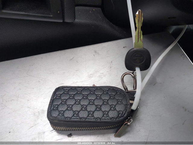 Cadillac ESCALADE ESV 6.2L V-8 VVT, 403HP All Wheel Drive - автомобили, коли, обяви за нови и употребявани 10