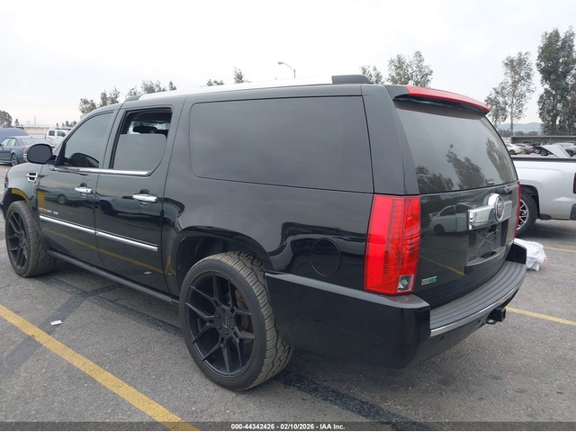 Cadillac ESCALADE ESV 6.2L V-8 VVT, 403HP All Wheel Drive - автомобили, коли, обяви за нови и употребявани 2