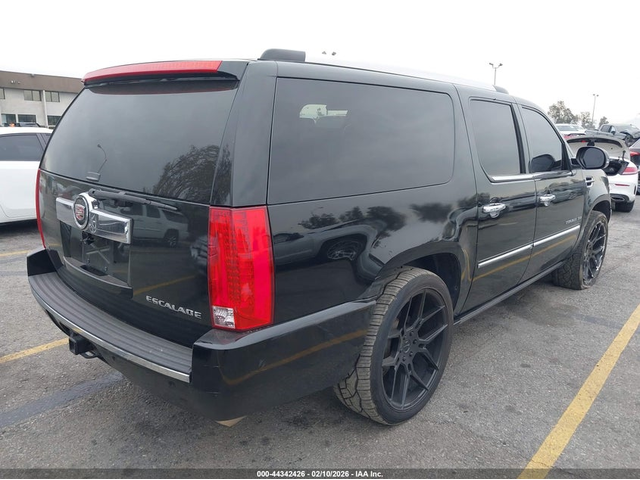 Cadillac ESCALADE ESV 6.2L V-8 VVT, 403HP All Wheel Drive - автомобили, коли, обяви за нови и употребявани 3