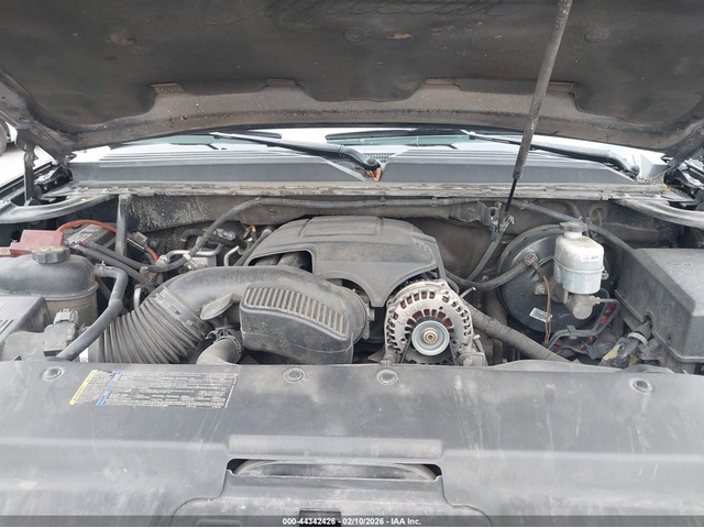 Cadillac ESCALADE ESV 6.2L V-8 VVT, 403HP All Wheel Drive - автомобили, коли, обяви за нови и употребявани 9