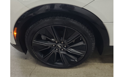 cadillac-lyriq-n-a-rear-wheel-drive - 5