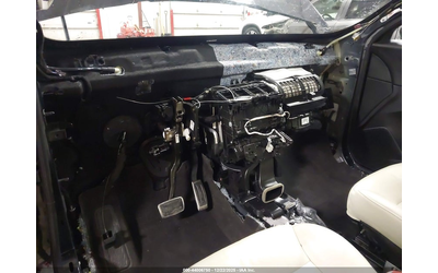 cadillac-xt4-2-0l-i-4-di-dohc-vvt-turbo-235hp-all-wheel-drive - 5