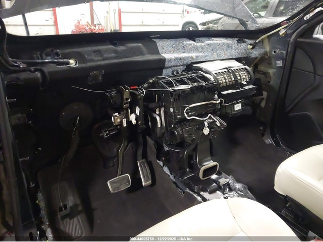 Cadillac XT4 2.0L I-4 DI, DOHC, VVT, TURBO, 235HP All Wheel Drive - автомобили, коли, обяви за нови и употребявани 5
