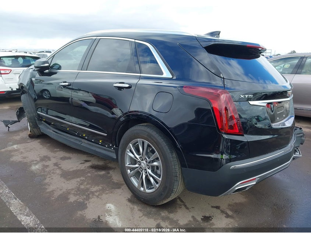 Cadillac XT5 2.0L I-4 DI, DOHC, VVT, TURBO, 235HP Front Wheel Drive - автомобили, коли, обяви за нови и употребявани 2