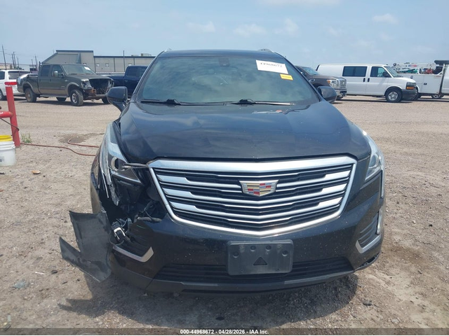 Cadillac XT5 3.6L V-6 DI, DOHC, VVT, 310HP Front Wheel Drive - автомобили, коли, обяви за нови и употребявани 5