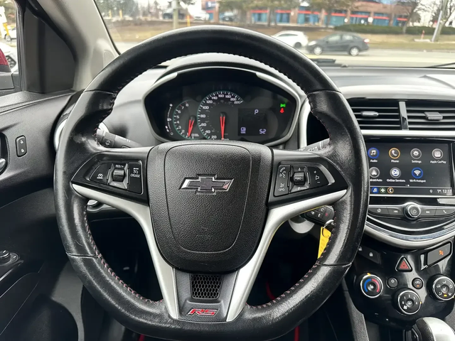 Chevrolet Aveo Sonic 1.8 LT RS Line CAM CARPLAY CRUISE БЕЗ ЩЕТИ - автомобили, коли, обяви за нови и употребявани 10