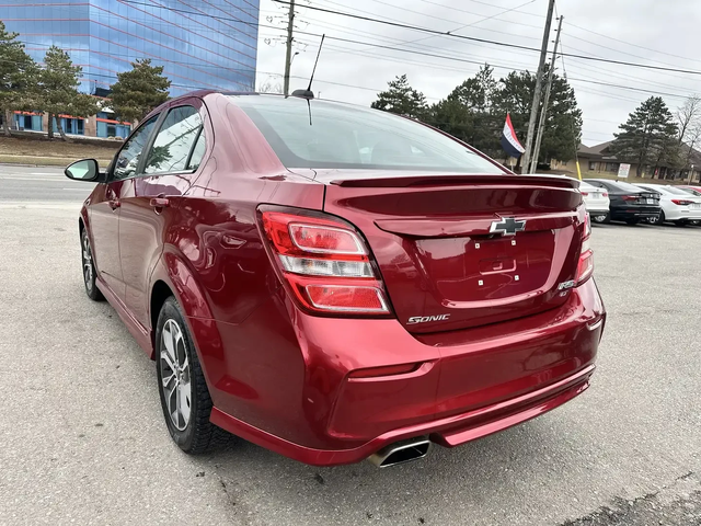 Chevrolet Aveo Sonic 1.8 LT RS Line CAM CARPLAY CRUISE БЕЗ ЩЕТИ - автомобили, коли, обяви за нови и употребявани 1