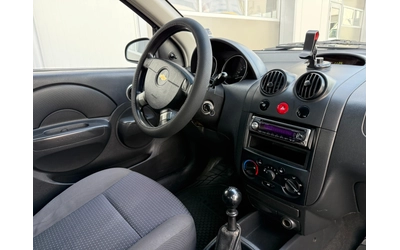 Chevrolet Aveo 1, 4 - автомобили, коли, обяви за нови и употребявани 9