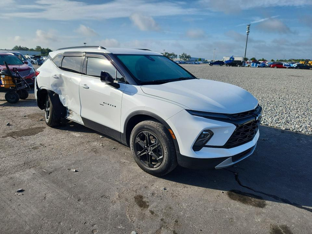 Chevrolet Blazer 2.0L 4 FRONT WHEEL DRIVE - автомобили, коли, обяви за нови и употребявани 4