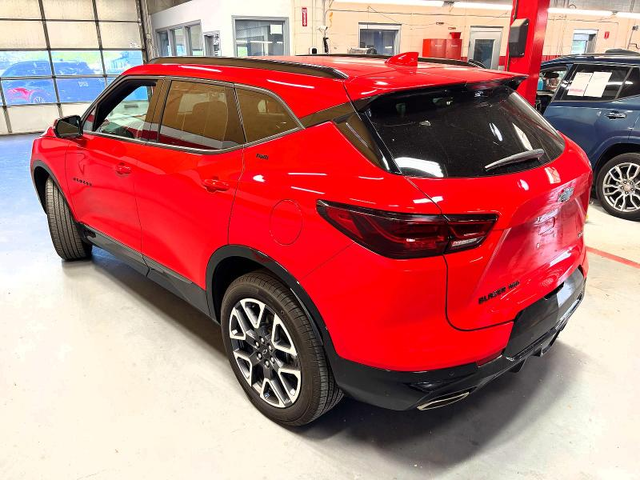 Chevrolet Blazer 3.6L 6 ALL WHEEL DRIVE - автомобили, коли, обяви за нови и употребявани 3