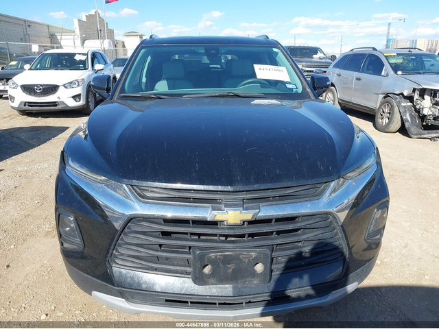 Chevrolet Blazer 3.6L V-6 DI, DOHC, VVT, 308HP Front Wheel Drive - автомобили, коли, обяви за нови и употребявани 11