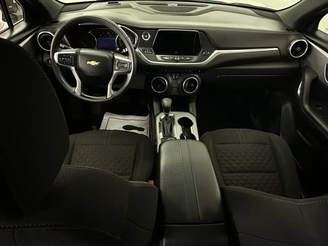 Chevrolet Blazer LT AWD All Wheel Drive - автомобили, коли, обяви за нови и употребявани 8