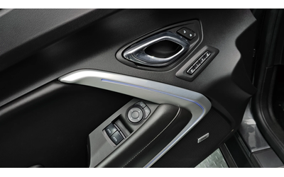 Chevrolet Camaro S6 6.2 V8 autogeorge.com - автомобили, коли, обяви за нови и употребявани 11