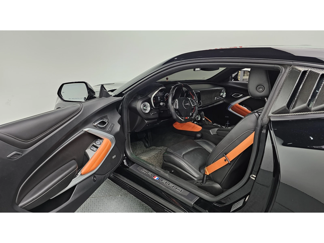 Chevrolet Camaro S6 6.2 V8 autogeorge.com - автомобили, коли, обяви за нови и употребявани 9