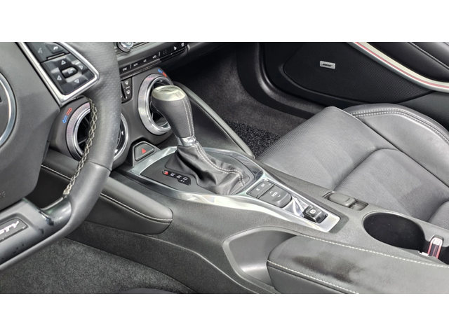 Chevrolet Camaro S6 6.2 V8 autogeorge.com - автомобили, коли, обяви за нови и употребявани 7