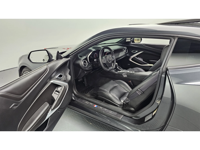 Chevrolet Camaro S6 6.2 V8 autogeorge.com - автомобили, коли, обяви за нови и употребявани 8