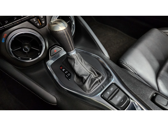 Chevrolet Camaro S6 6.2 V8 autogeorge.com - автомобили, коли, обяви за нови и употребявани 8