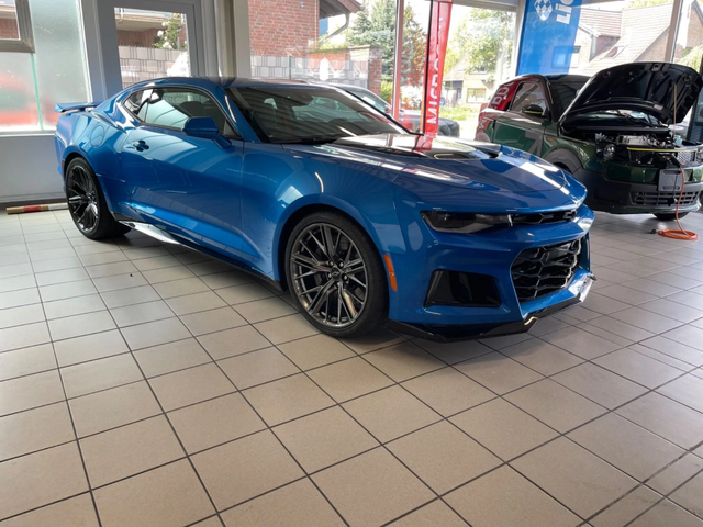 Chevrolet Camaro 6.2l V8 ZL1 Coupe - автомобили, коли, обяви за нови и употребявани 5
