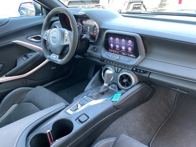 Chevrolet Camaro Coupe SS 6.2 V8 - автомобили, коли, обяви за нови и употребявани 14