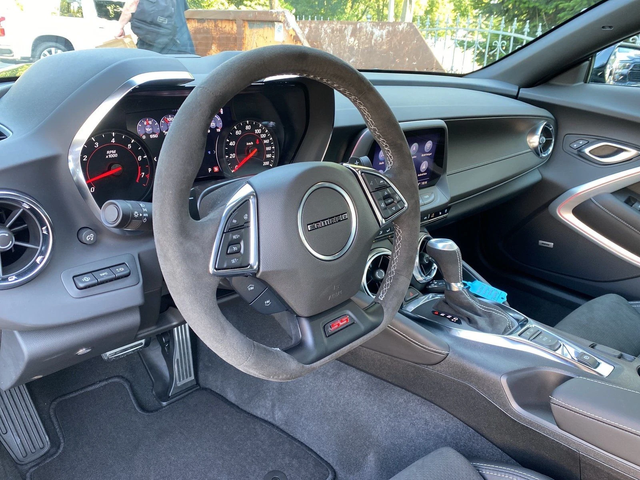 Chevrolet Camaro Coupe SS 6.2 V8 - автомобили, коли, обяви за нови и употребявани 8